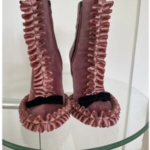 Marco De Vincenzo Velvet Elegant Pink Ruffled Women's Boots